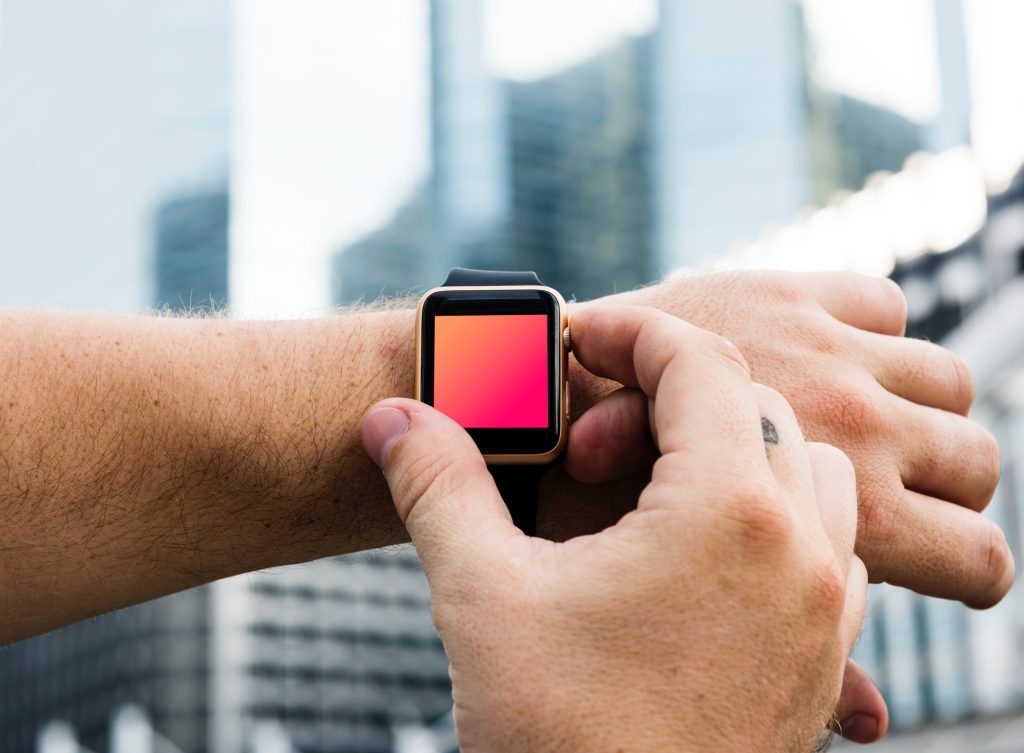 Everything you need to know about Straight Talk smart watch plans