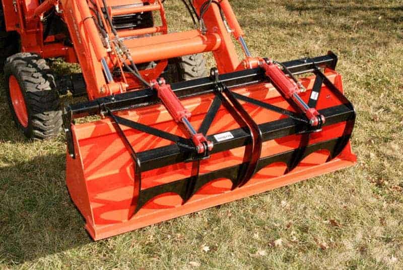 Grapple attachment for Kubota tractor front end loader