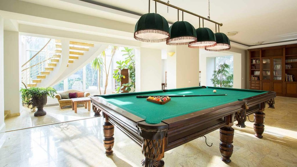 How to Calculate the Cost of Moving a Pool Table