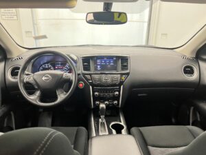 Nissan Quick Guide: Navigating Vehicle Features